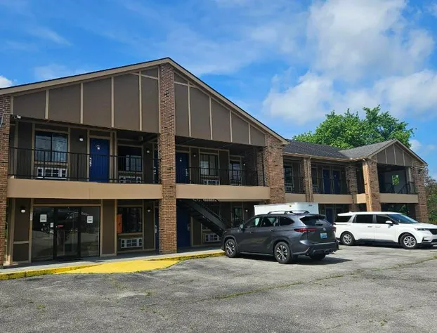 Oak Tree Inn hotel detail image 2