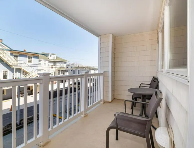 Biscayne Suites hotel detail image 4