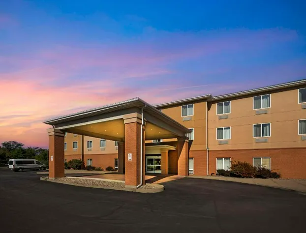 Comfort Inn & Suites Porter near Indiana Dunes hotel detail image 2