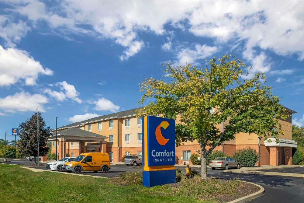 Comfort Inn & Suites Porter near Indiana Dunes hotel hero