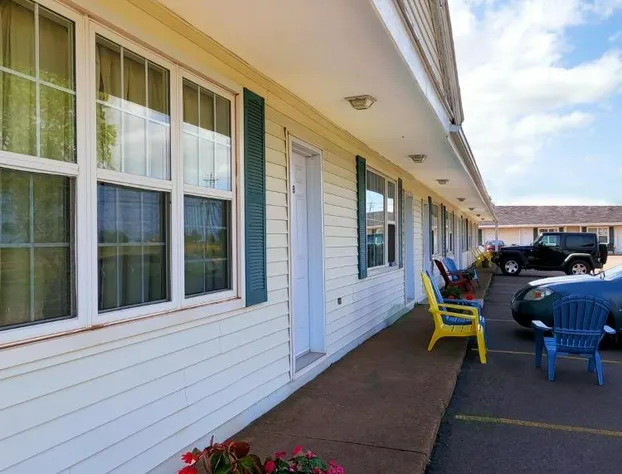 Sherwood Inn and Motel hotel detail image 3