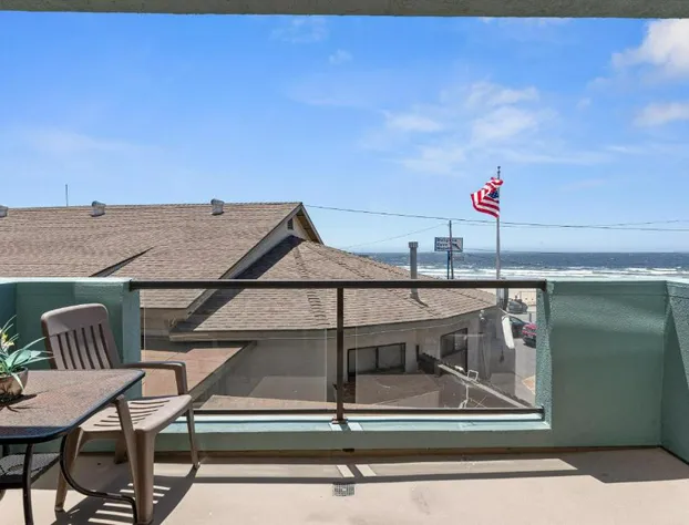 Beach House Inn & Suites hotel detail image 2