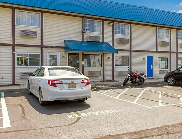 Motel 6 Rossford, OH hotel detail image 3