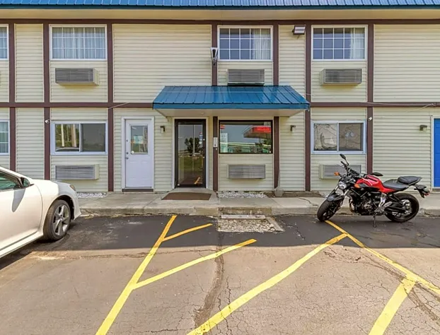 Motel 6 Rossford, OH hotel detail image 4