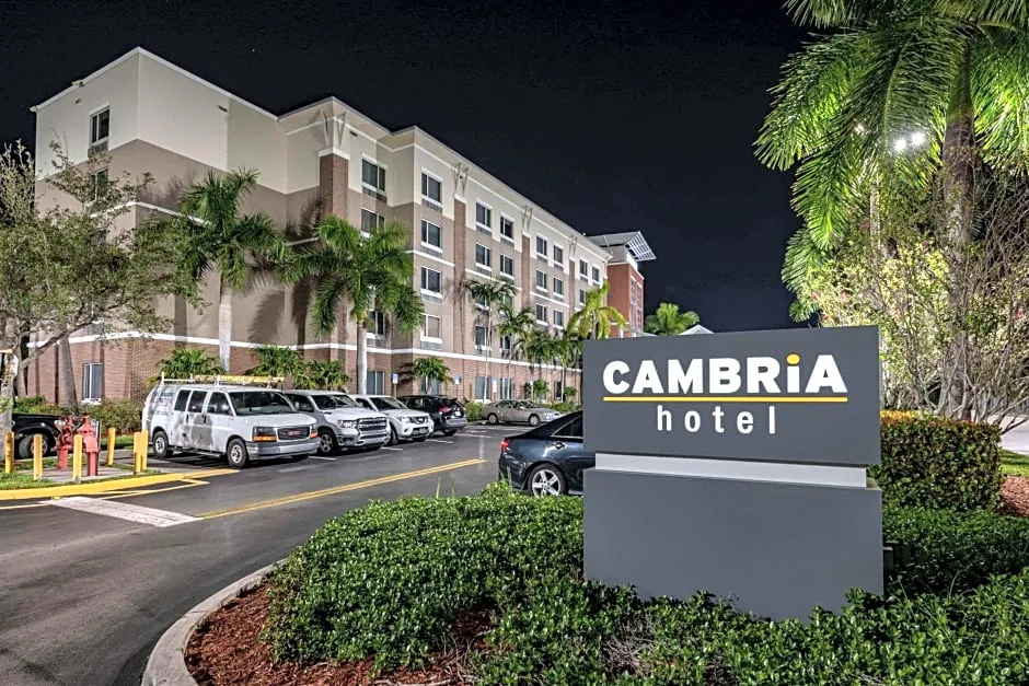 Cambria Hotel Ft Lauderdale, Airport South & Cruise Port hotel hero
