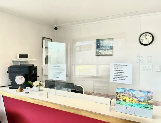 Prince Motel hotel detail image 4