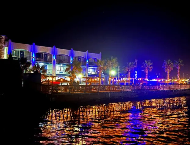 Hunt's Castle hotel detail image 1