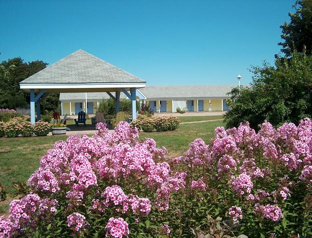 Annapolis Royal Inn & Suites hotel detail image 3