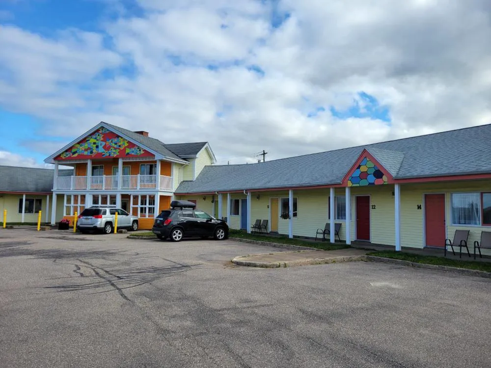 Annapolis Royal Inn & Suites hotel hero