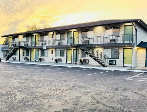 Royal Inn Eugene hotel detail image 1