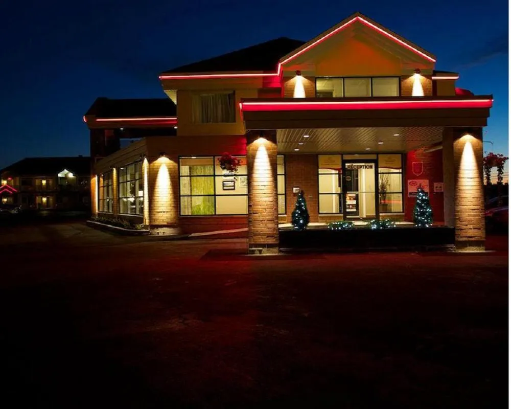 Hotel-Motel Drummond hotel hero