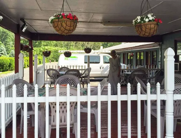 Pleasant Valley Motel West Stockbridge hotel detail image 3