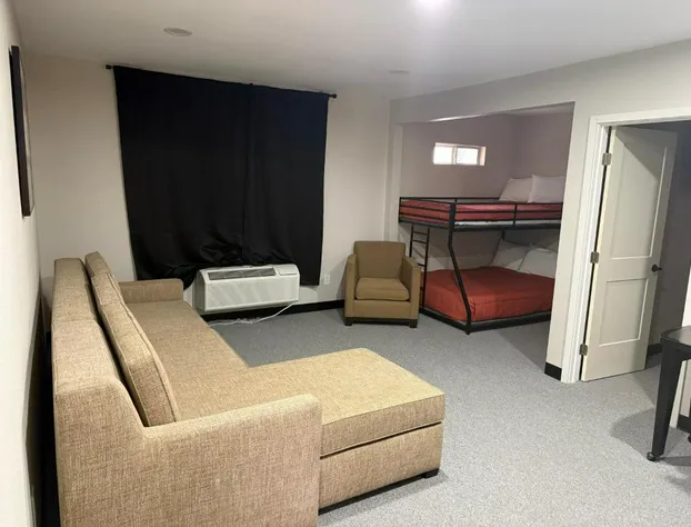 American Inn & Suites LAX hotel detail image 4