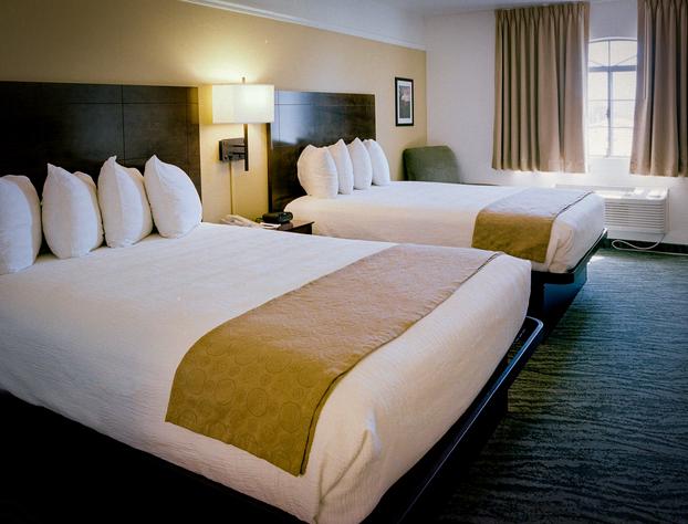Pines Inn & Suites hotel detail image 4