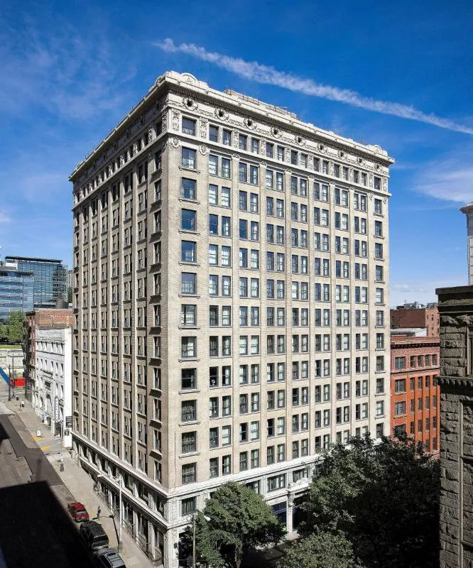 Courtyard Seattle Downtown Pioneer Square hotel hero