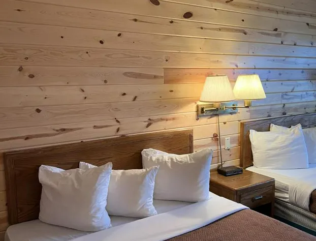 Waterfront Inn - Mackinaw City hotel detail image 4