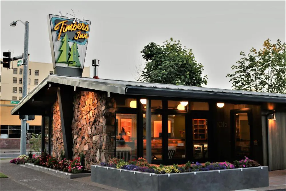 Timbers Inn hotel hero