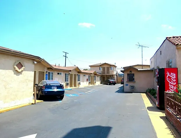 La Bonita Inn Motel hotel detail image 1