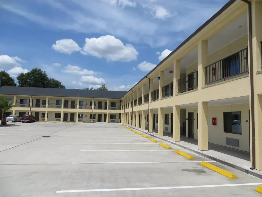 Airway Inn - IAH Airport hotel hero