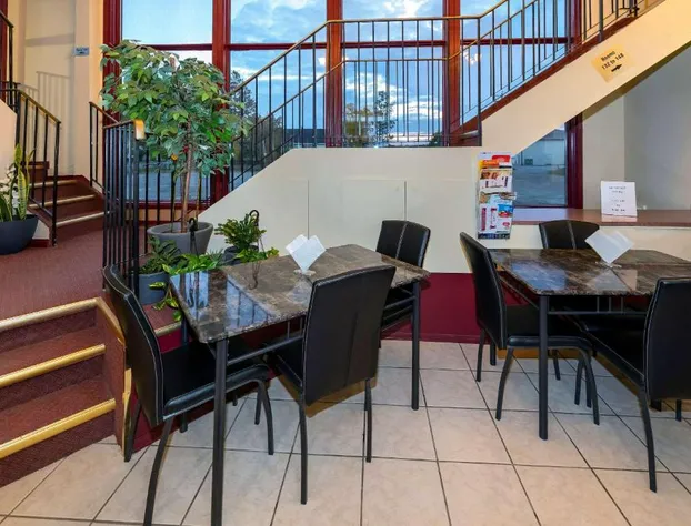 Econo Lodge Edson hotel detail image 4