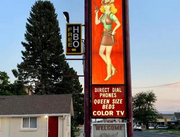 Annie Oakley Motel Oakley hotel detail image 3