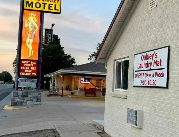 Annie Oakley Motel Oakley hotel detail image 4