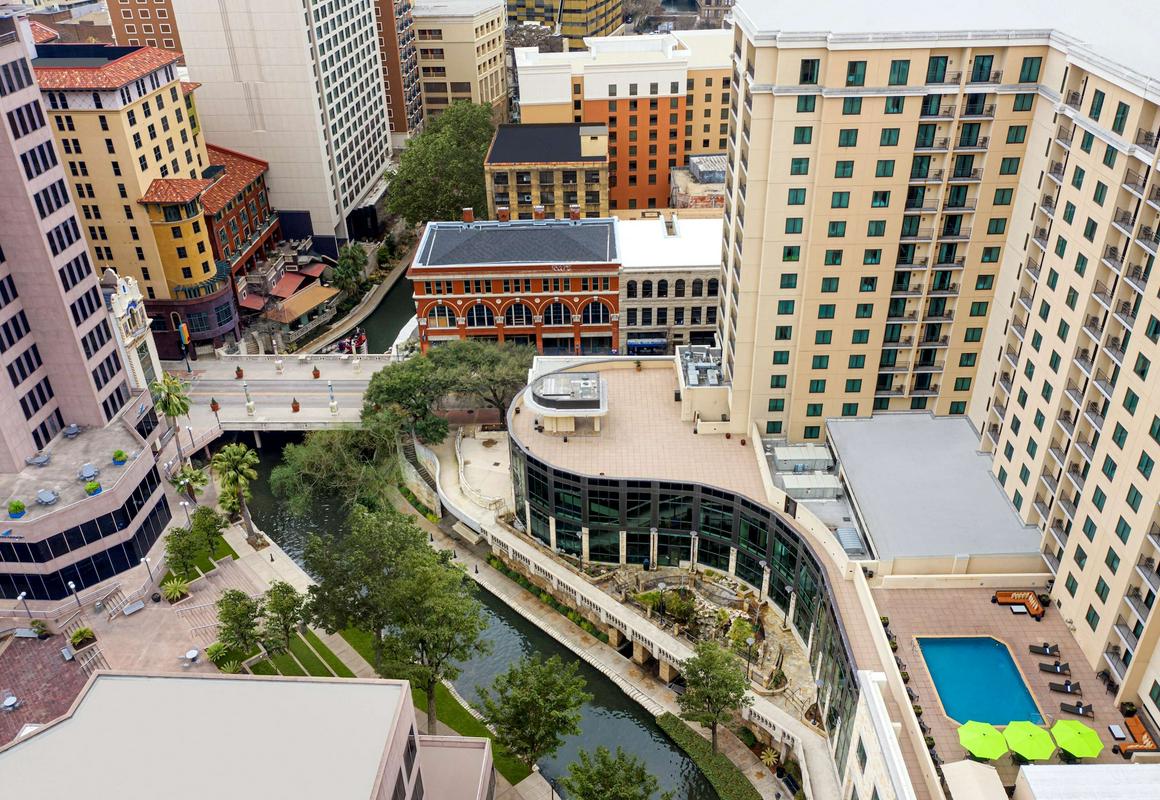 Embassy Suites San Antonio Riverwalk-Downtown hotel hero