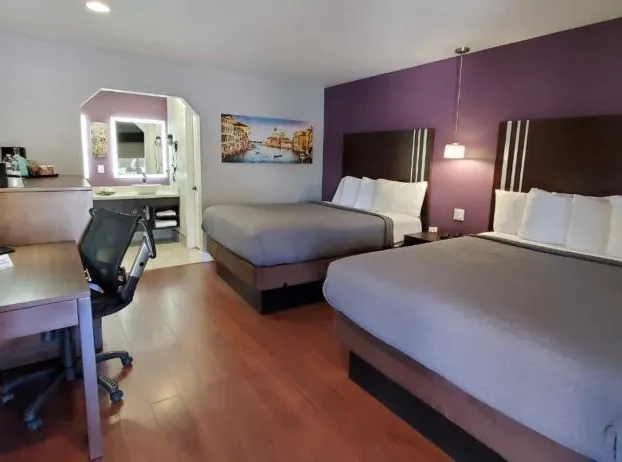 Muir Lodge Motel hotel detail image 3