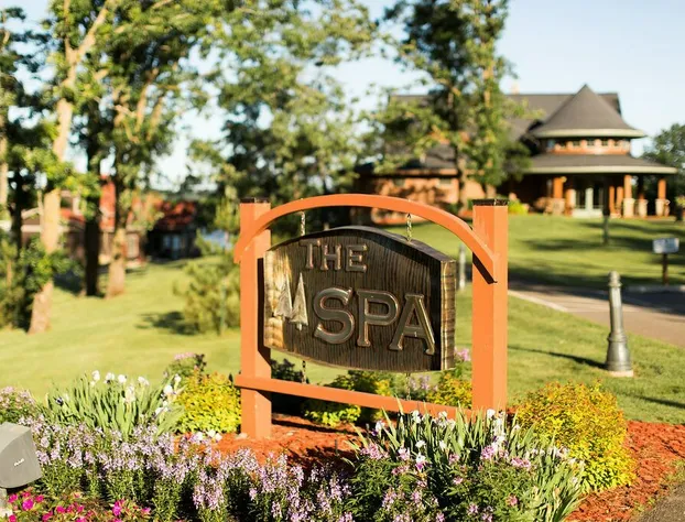 Maddens On Gull Lake hotel detail image 3