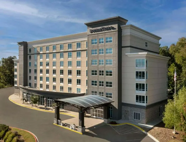 Doubletree by Hilton Chattanooga Hamilton Place hotel detail image 1