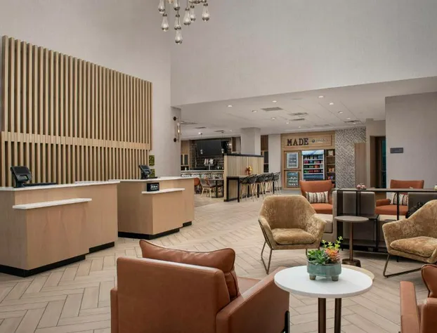 Doubletree by Hilton Chattanooga Hamilton Place hotel detail image 3