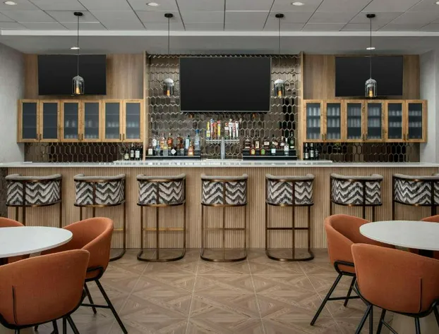 Doubletree by Hilton Chattanooga Hamilton Place hotel detail image 2