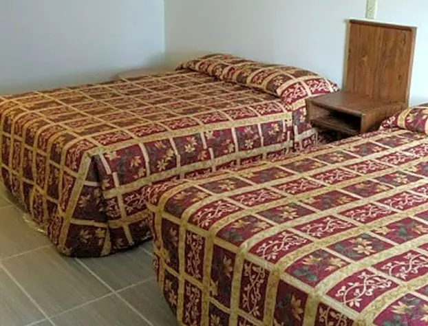 Rum River Motel Princeton hotel detail image 4