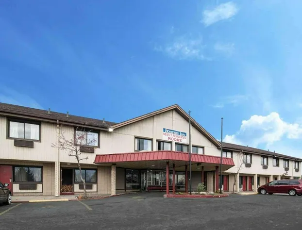 Rodeway Inn Syracuse Carrier Circle hotel detail image 1