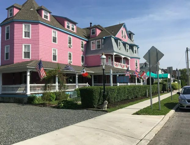 The Grenville Hotel and Restaurant hotel detail image 2