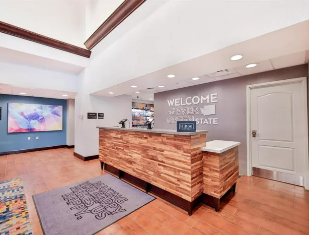 Hampton Inn & Suites Seattle/Kent,WA hotel detail image 2