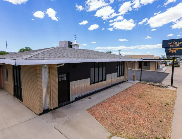 The Golden Spurs hotel detail image 2