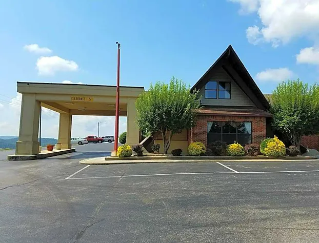 Baymont by Wyndham Cookeville hotel detail image 1