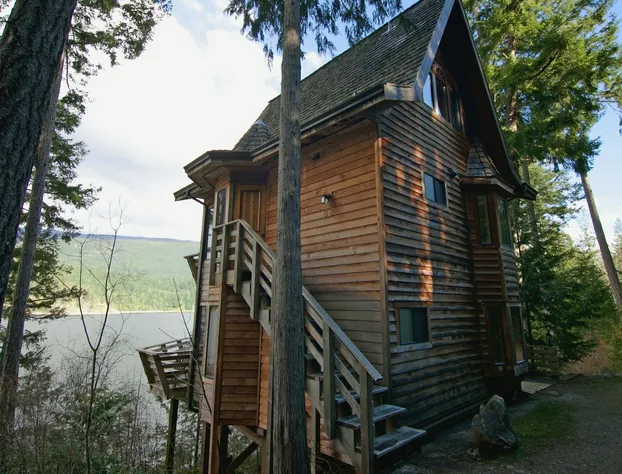 Desolation Resort hotel detail image 4