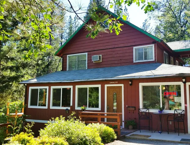 Yosemite Riverside Inn hotel detail image 2