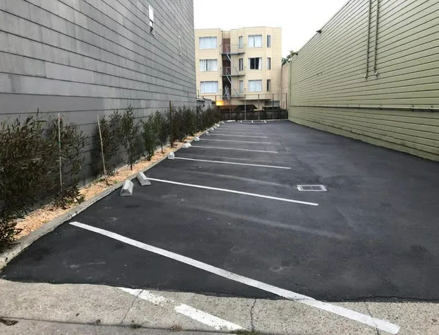 Lombard Plaza Motel hotel detail image 3