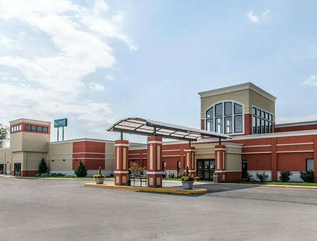 Quality Inn & Suites hotel detail image 1