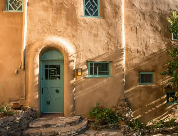 Inn Of The Turquoise Bear hotel detail image 4