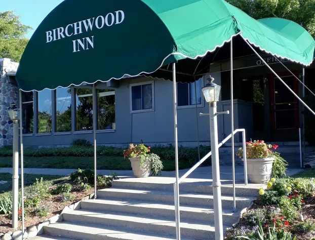 Birchwood Inn hotel detail image 4