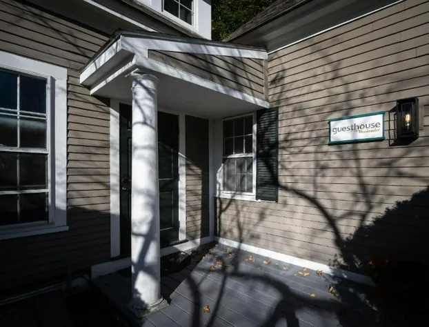 Riverhouse by Weekender (Formerly Jack Daniels Inn) hotel detail image 3