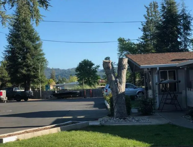 Kelseyville Motel hotel detail image 1