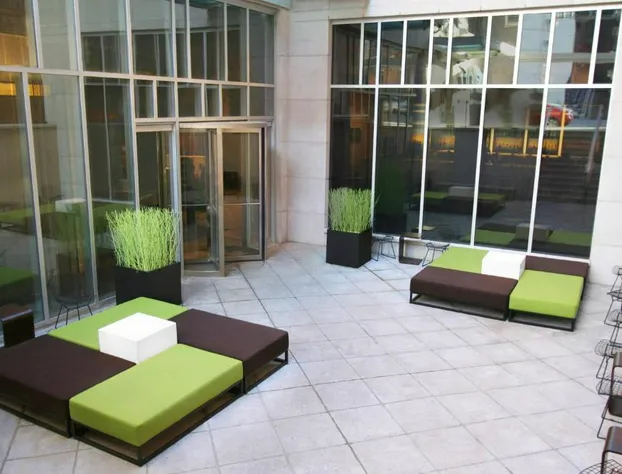 Aloft Harlem hotel detail image 4