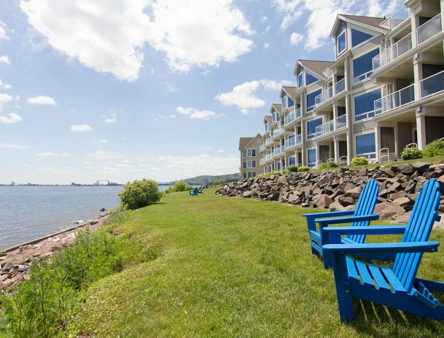 Beacon Pointe on Lake Superior hotel detail image 2