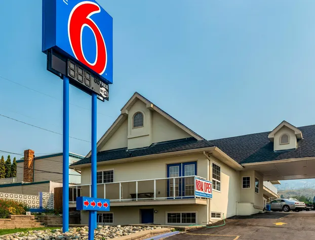 Motel 6 Kamloops, BC hotel detail image 1