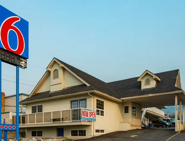 Motel 6 Kamloops, BC hotel detail image 4
